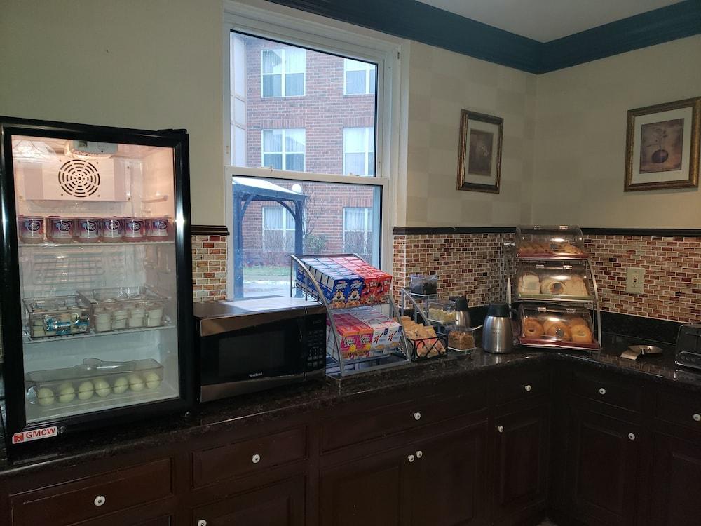 Affordable Suites Of America Detroit-وارين المظهر الخارجي الصورة