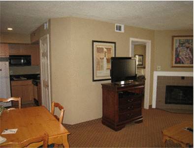 Affordable Suites Of America Detroit-وارين الغرفة الصورة